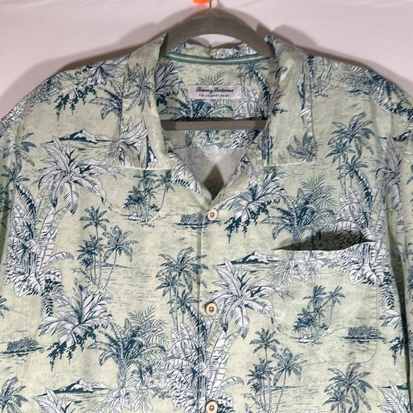 Tommy Bahama The Coconut Point Green & Blue Palm Tree Hawaiian Button-Down Shirt - Picture 2 of 6